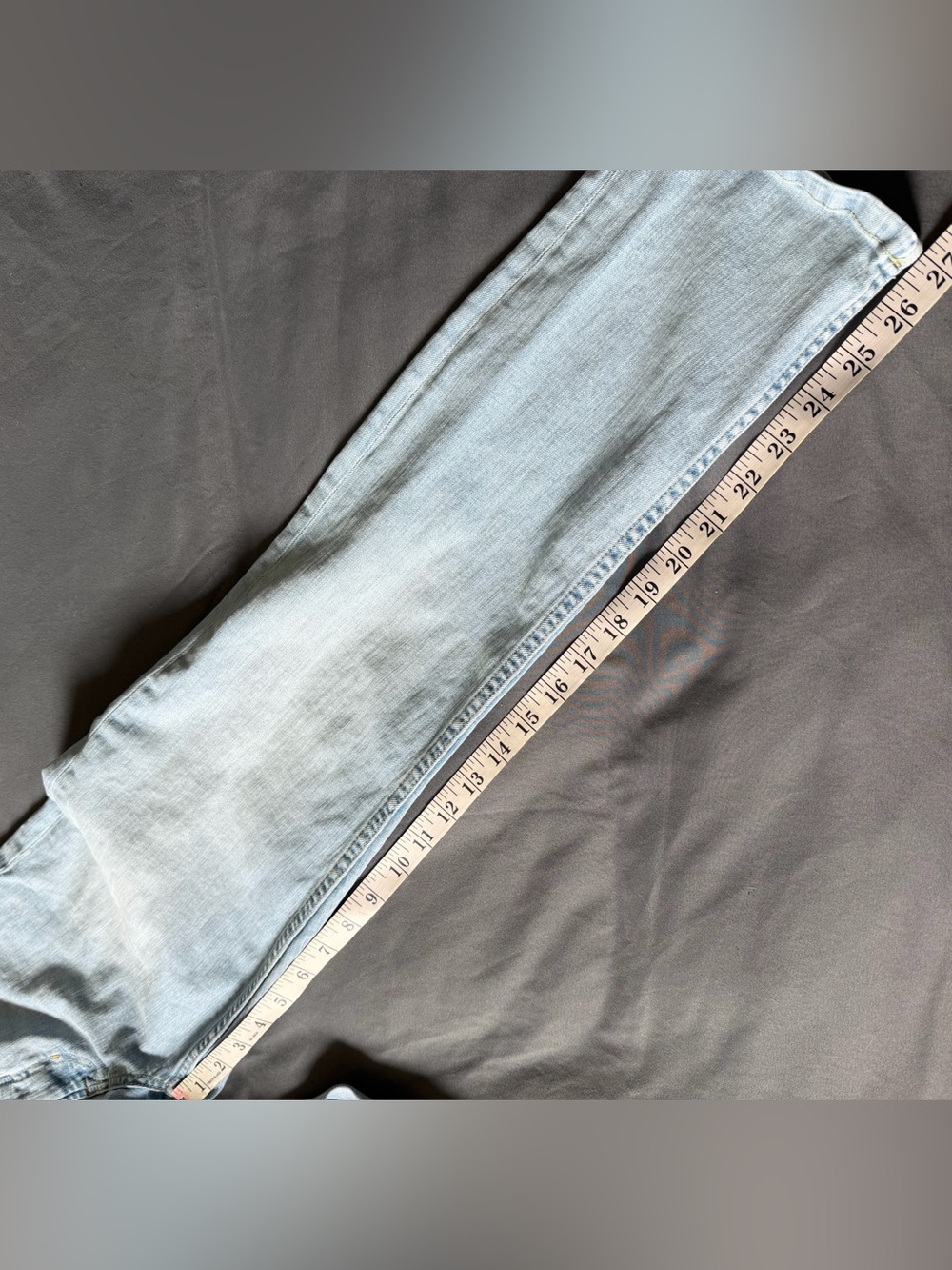 SPANX Lightwash Blue Shaping Denim Slim Straight Leg Jeans size 2 EUC - Picture 11 of 11